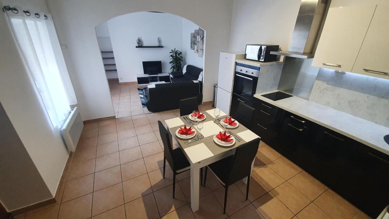 La Caverne De La Rose D'Or Apartman Orange  Kültér fotó